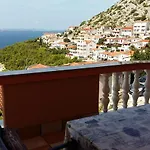 Mustac دراغ