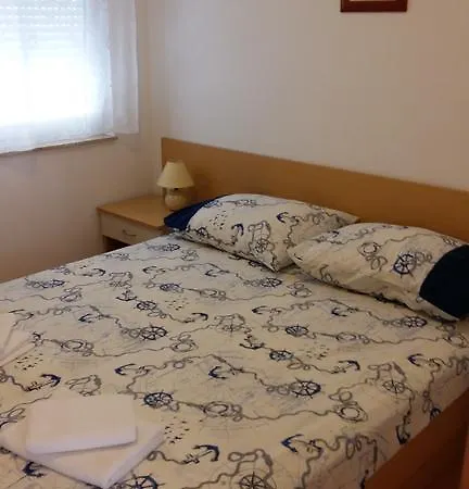 Mustac Appartement *