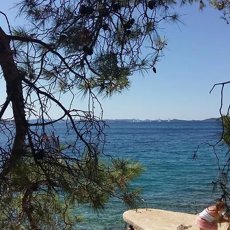 Mustac Διαμέρισμα *