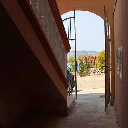 Διαμέρισμα Mustac