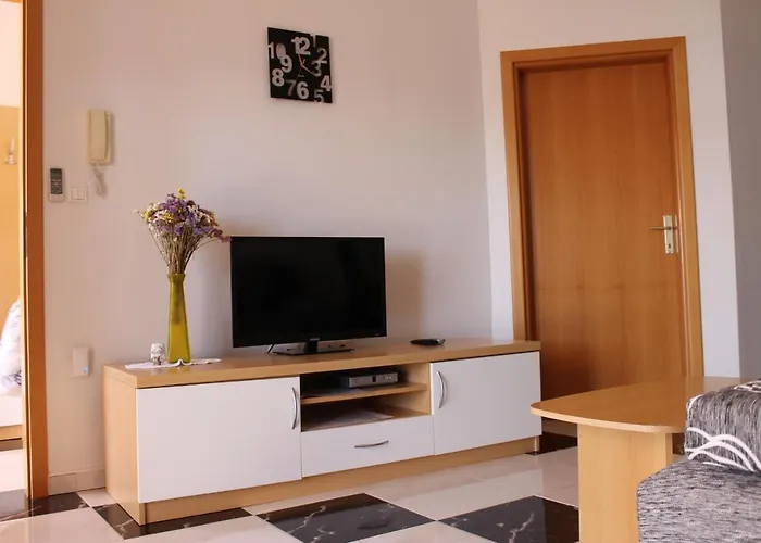 Mustac 아파트 드라게