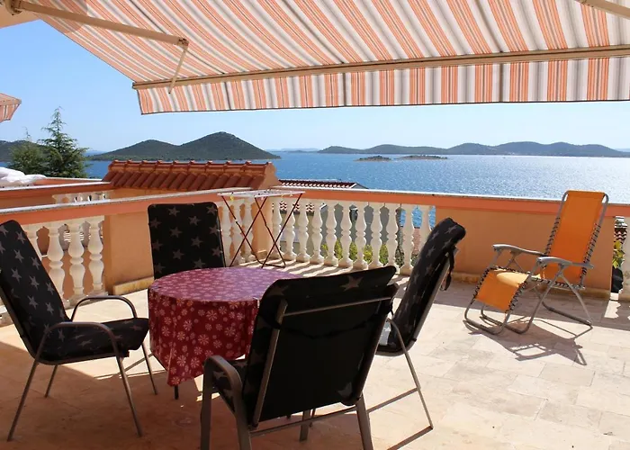 Apartment Mustac Drage