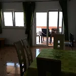 Mustac Apartamento