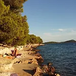 Mustac Drage