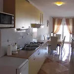 Mustac Apartamento *