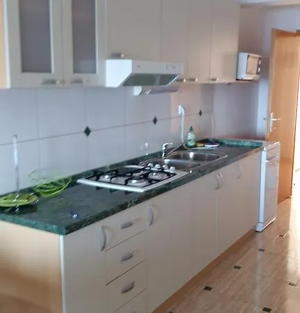 Apartment Mustac *
