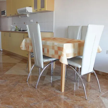 Mustac Apartment