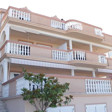 Apartmán Mustac